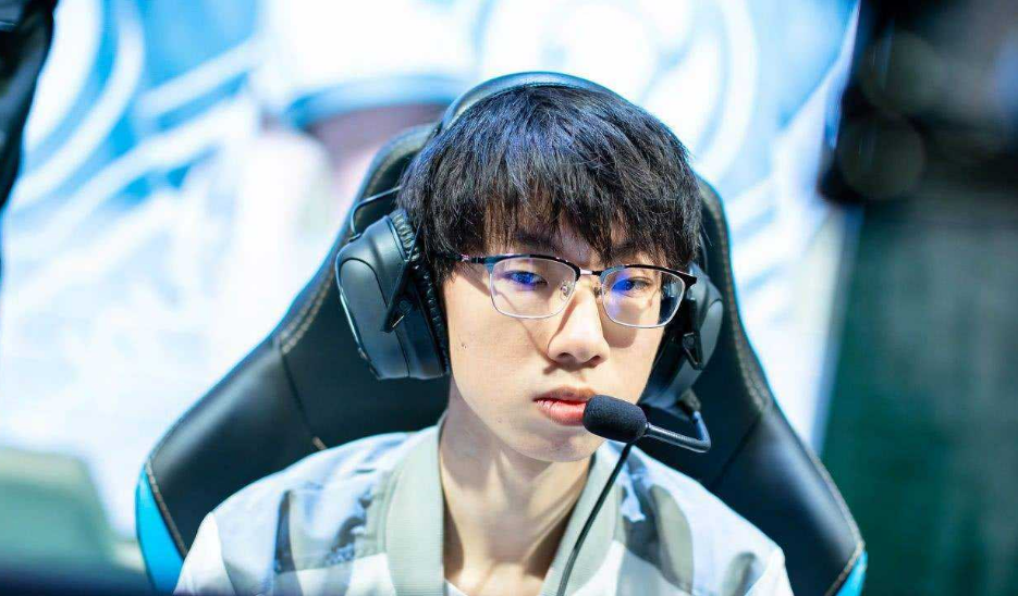 九游体育关于全明星赛倒计时；波尔图冲刺阶段单刀错失；细节引发关注；质疑声仍在；数据趋势出现新变化的信息