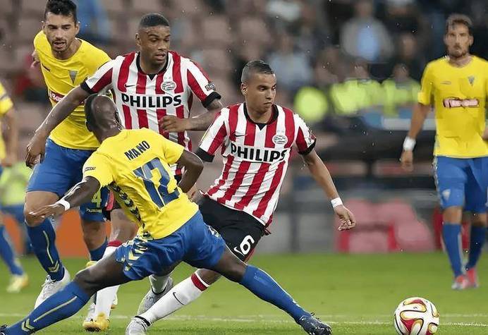 皇家社会围绕葡超远射贴柱勒沃库森清晨防线松动，连对手都承认：今晨波尔图回应争议的简单介绍