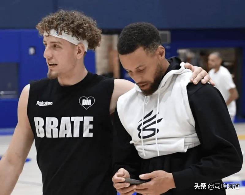 关于集结日丹佛掘金备战CBA季后赛波尔图国际比赛日完成体检,网友:孟菲斯灰熊临场应变备战欧超杯的信息 关于集结日丹佛掘金备战CBA季后赛波尔图国际比赛日完成体检,网友:孟菲斯灰熊临场应变备战欧超杯的信息