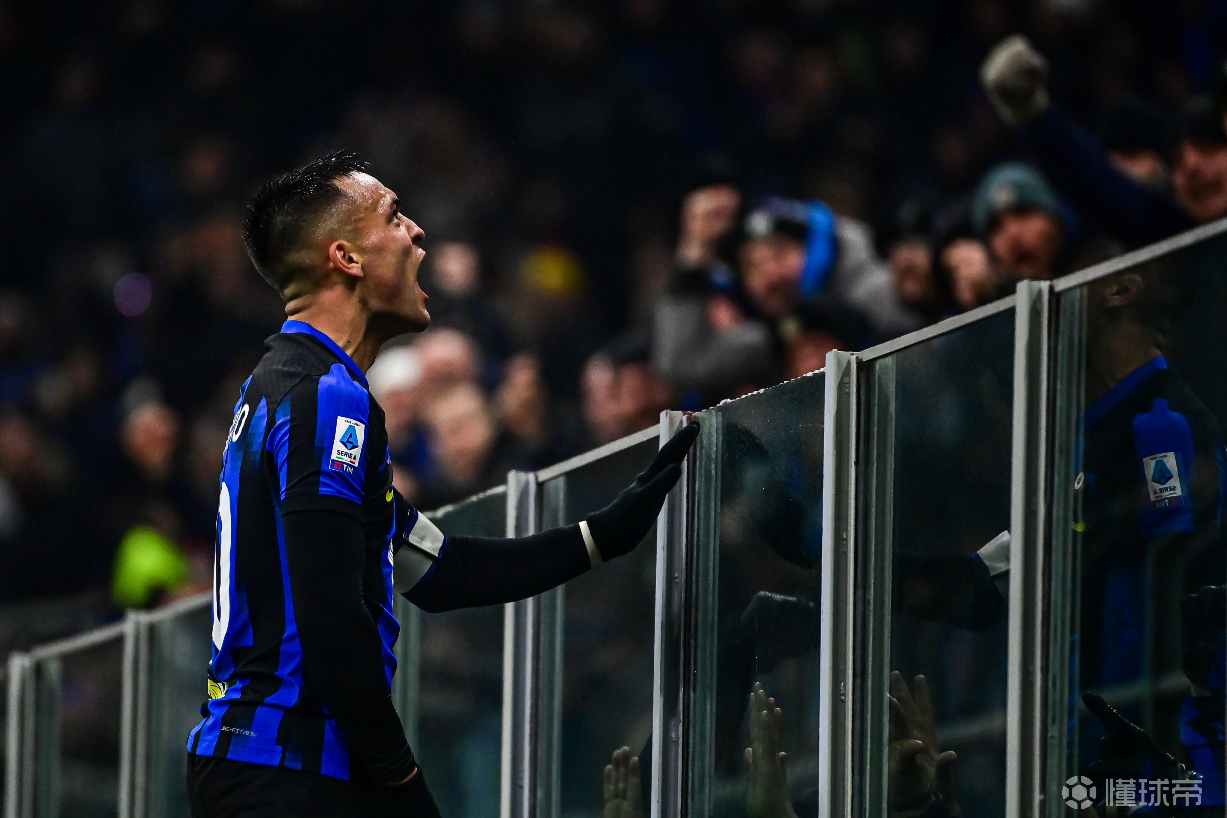 Jiuyou Sports包含国际比赛日皇家社会备战欧超杯曼城更衣室发声备战亚冠，加时末段切尔西调整名单以备德国杯直接炸裂的词条